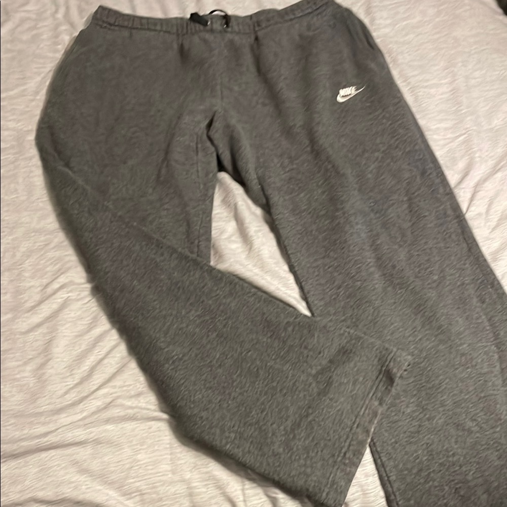 Nike Men's Gray Sweatpants